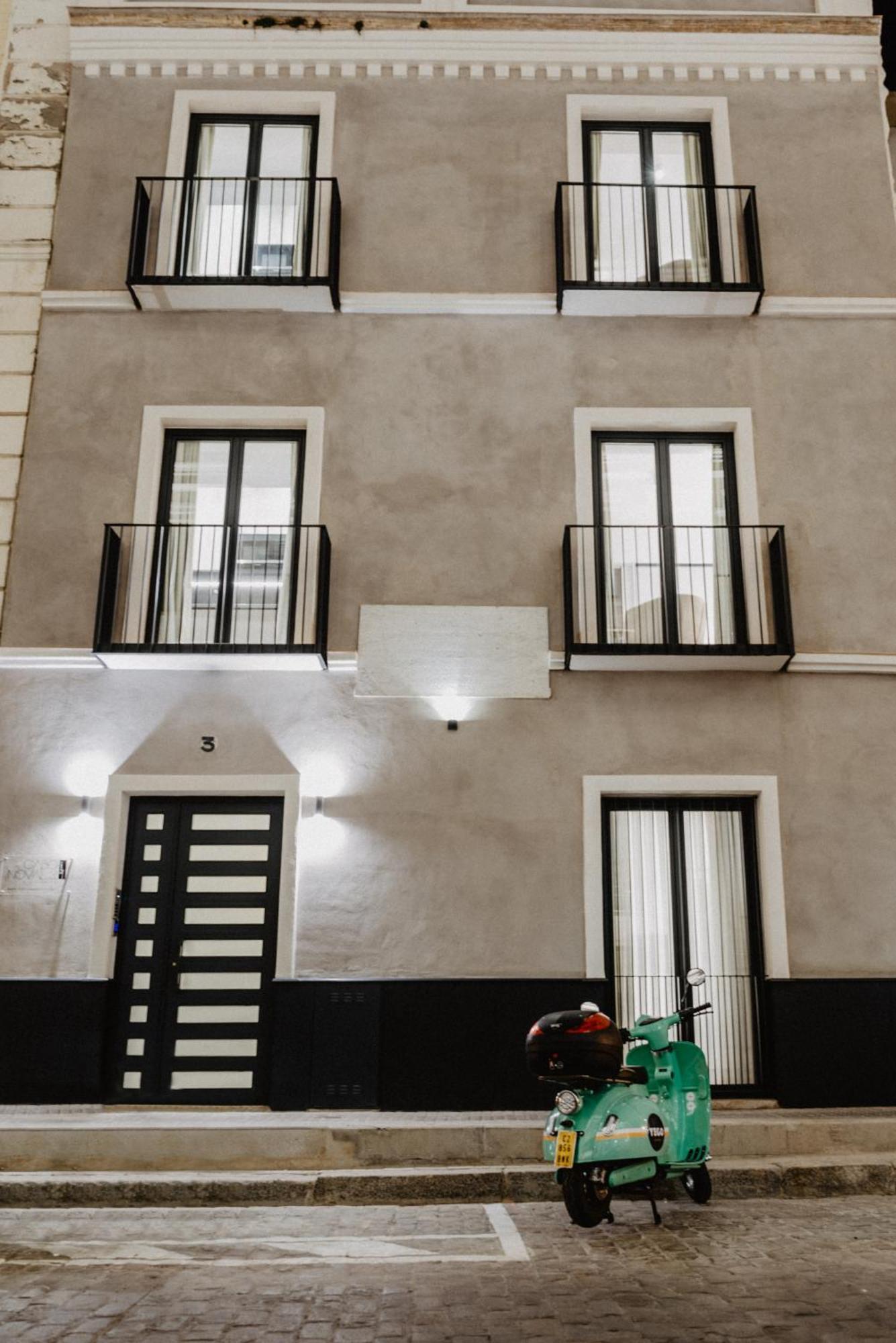 Duplex-Penthouse Cabo Noval, By Homing U Apartment Sevilla Bagian luar foto